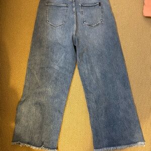 Joe's Jeans- Wide leg with frayed hem Size 32